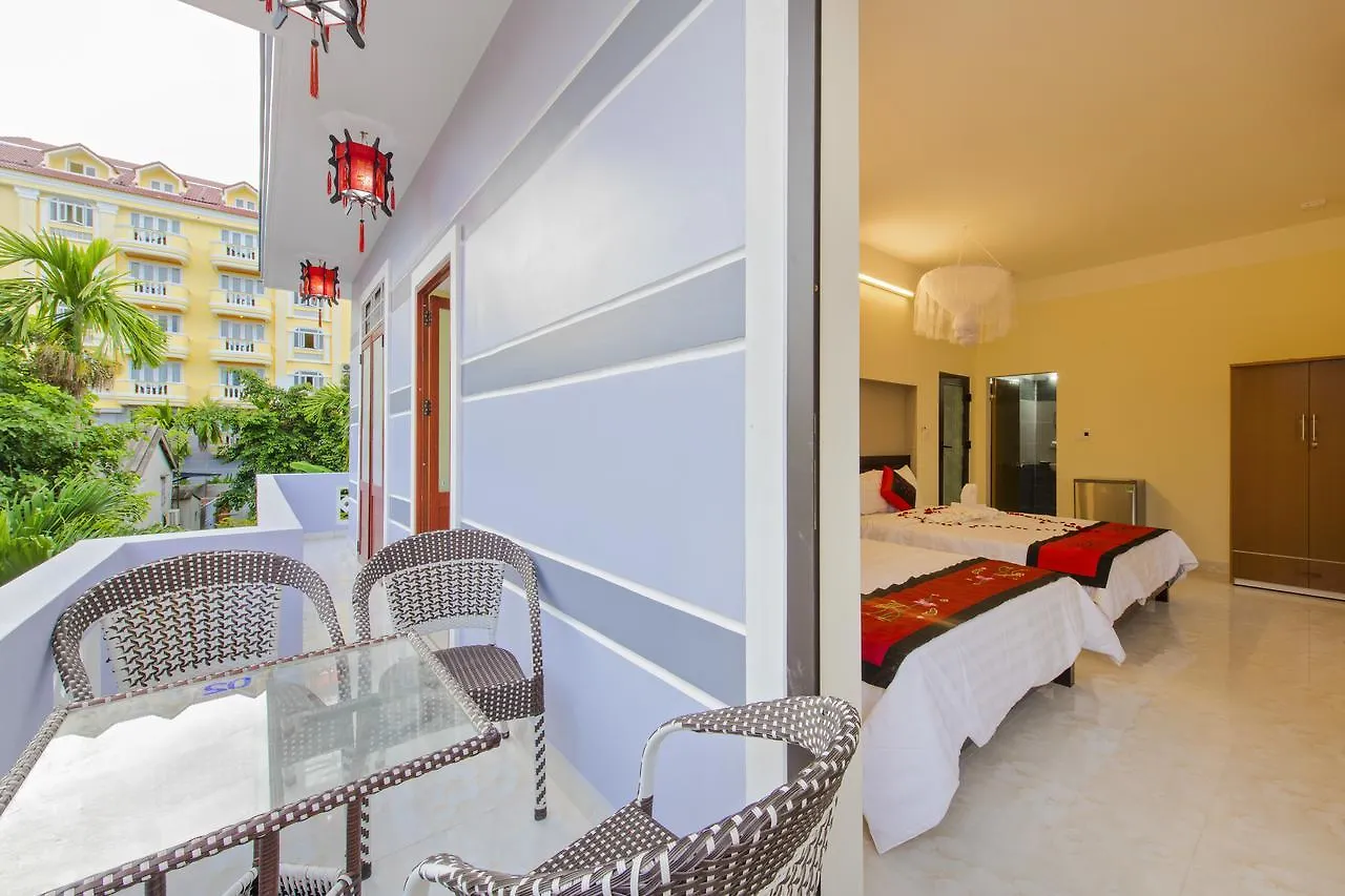 Bougain Villeas Homestay Hoi An
