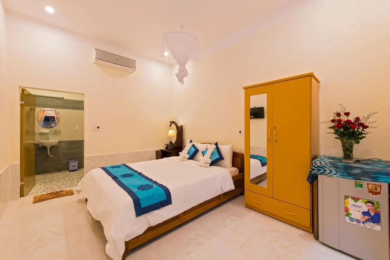 Bougain Villeas Homestay Hoi An